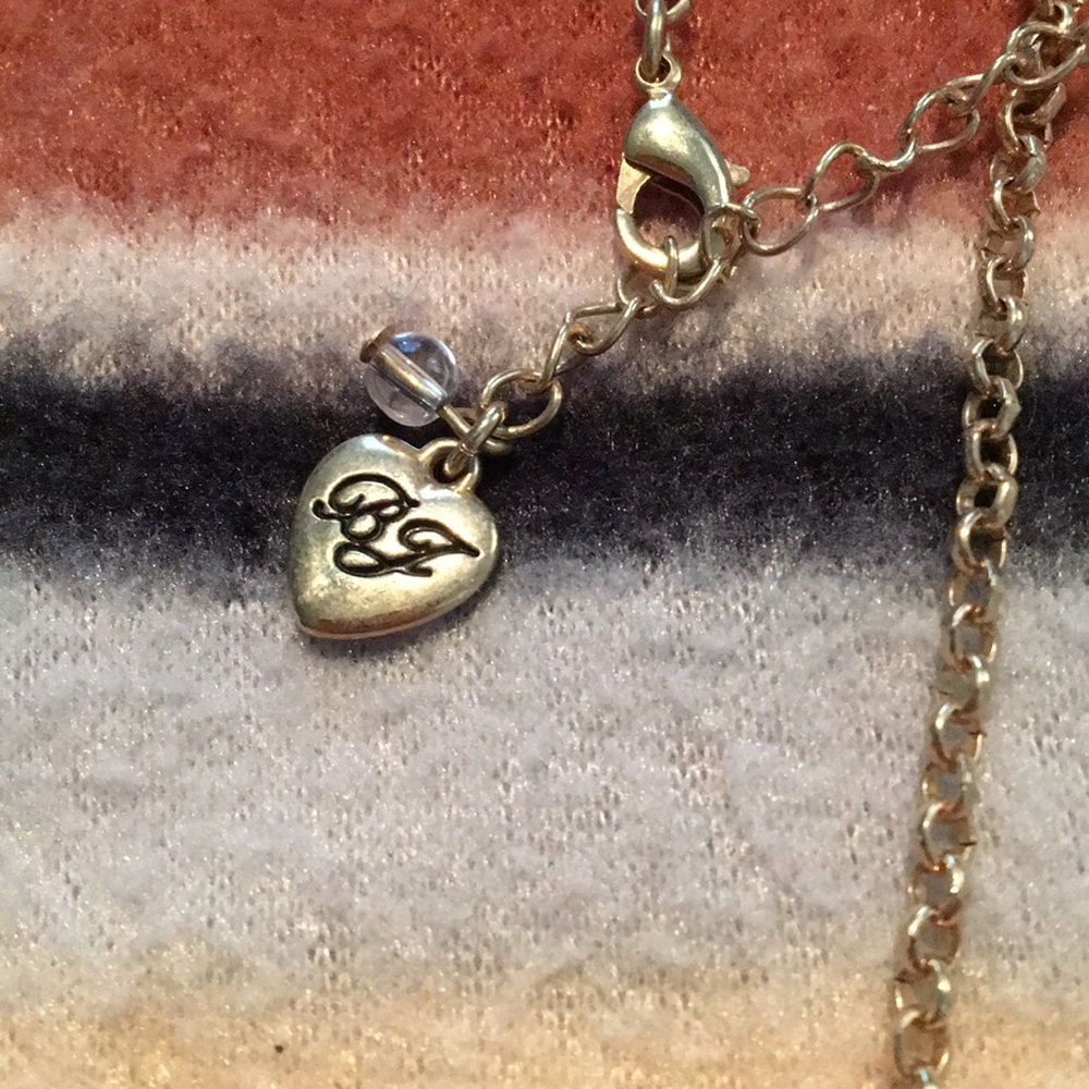 ❄️TRADED❄️ 🎀BETSY JOHNSON🎀 bow & heart necklace - Picture 6 of 13